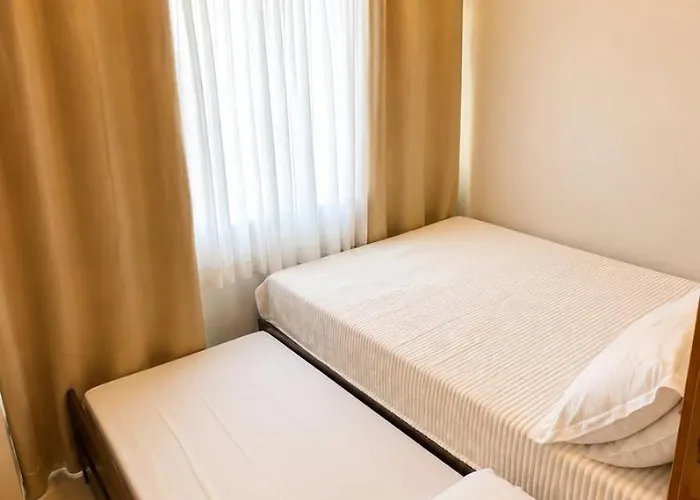 Apartahotel Serpent At Shell Residences Moa Manila