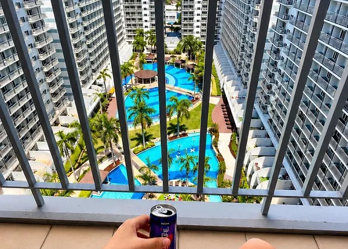 Serpent At Shell Residences Moa
